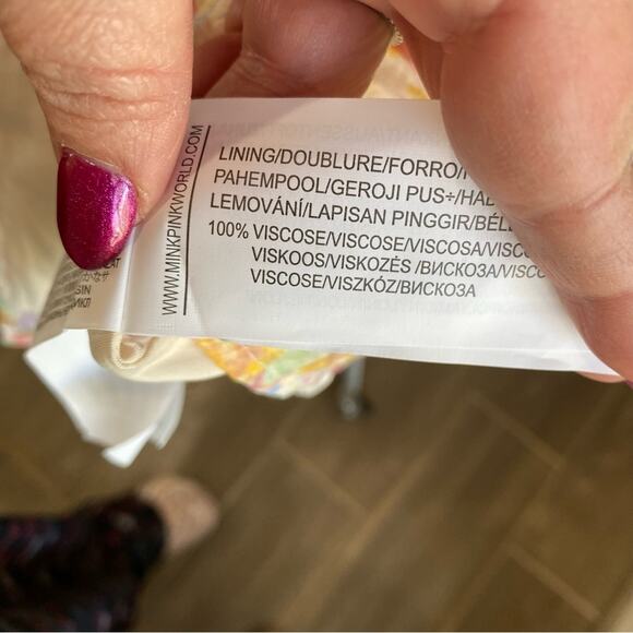 MINKPINK Elvire Floral Romantic Wrap Print Mini Dress Size X-Large - Picture 6 of 13